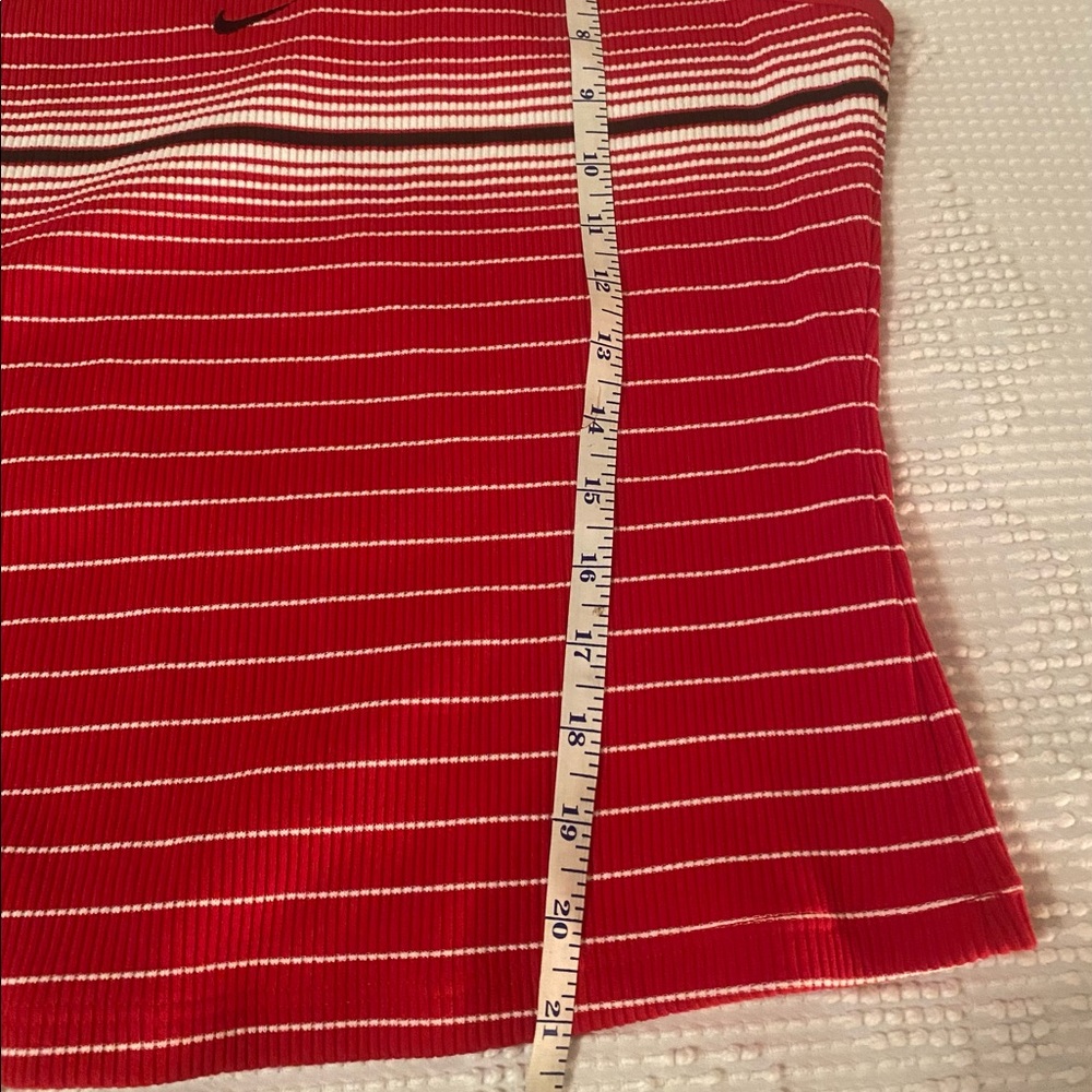 Excellent women’s Nike stripe tank top - Picture 11 of 12